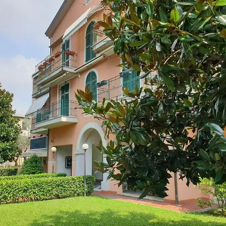 Casa Magnolia, The Gateway To 5 Terre And Lerici * لا سبيتسْيا